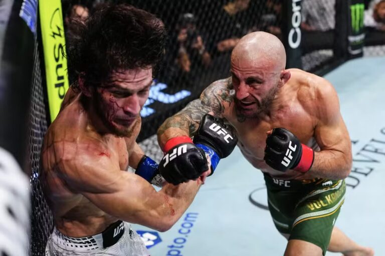 Como Volkanovski desmontou o wrestling de Evloev para conquistar vitória dominante