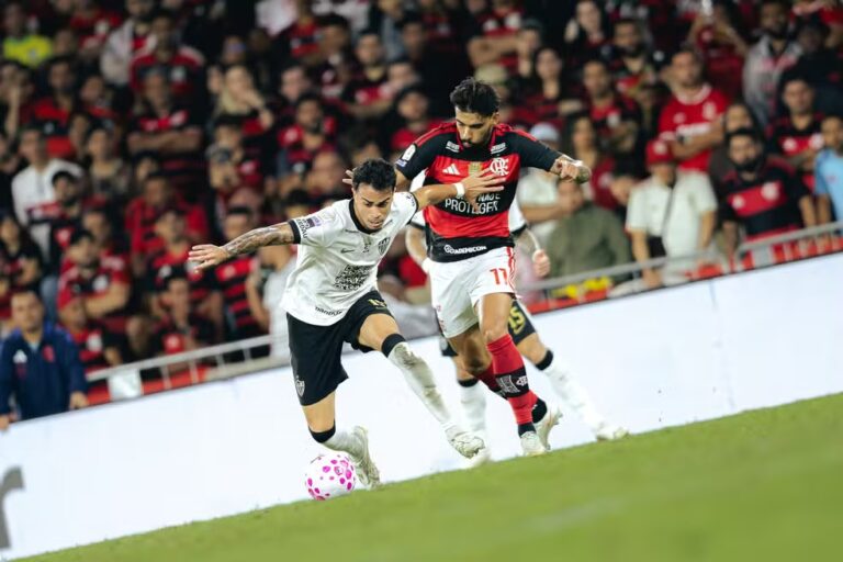 Flamengo conquista vitória importante para recuperar a liderança, mas atuação contra o Galo deixa dúvidas; confira as impressões do jogo