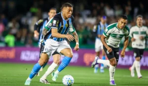 Grêmio reencontra o bom futebol contra o Coritiba e renova esperança na luta contra o rebaixamento