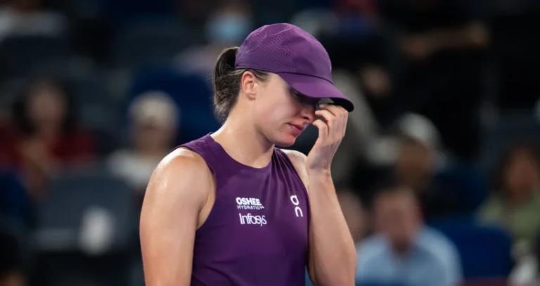 Iga Swiatek desiste de Ningbo e ficará de fora do WTA Finals 2026; conheça as tenistas classificadas