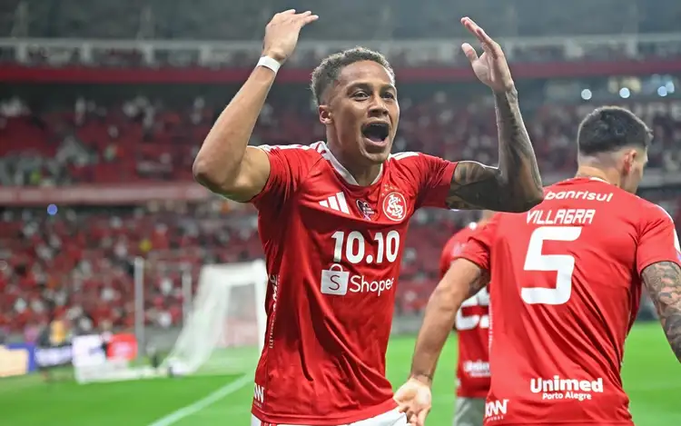vitinho x corinthians internacional