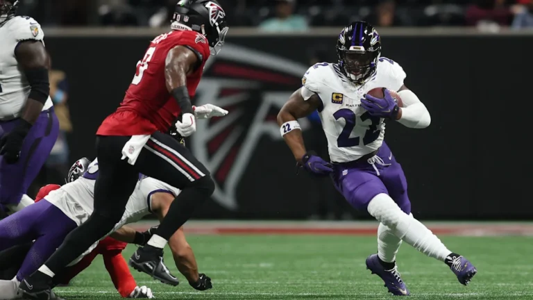 NFL: Sem Lamar Jackson, Baltimore Ravens vence os Falcons na prorrogação