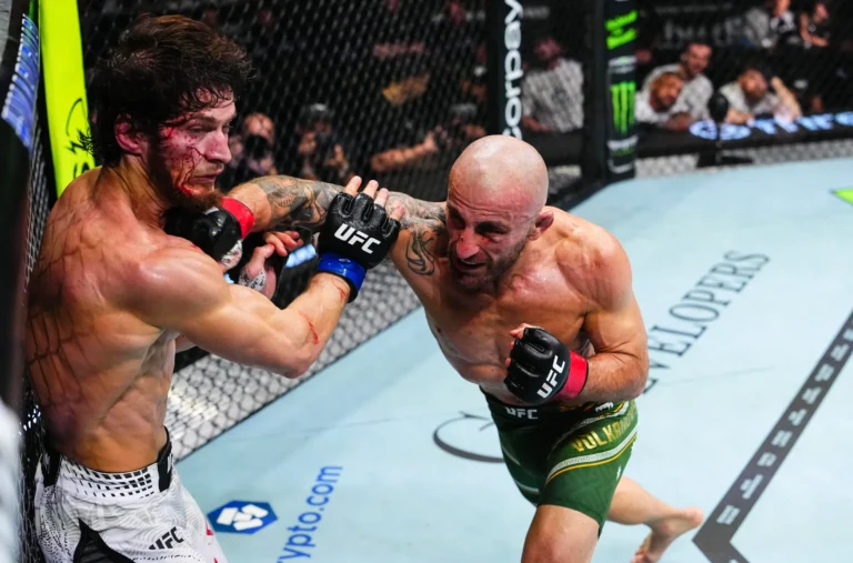 Volkanovski e Petr Yan dão show no UFC 333; confira tudo sobre o evento