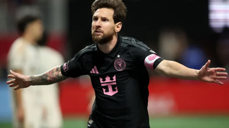 Messi desafia o tempo e fica perto de igualar marca histórica pelo Barcelona