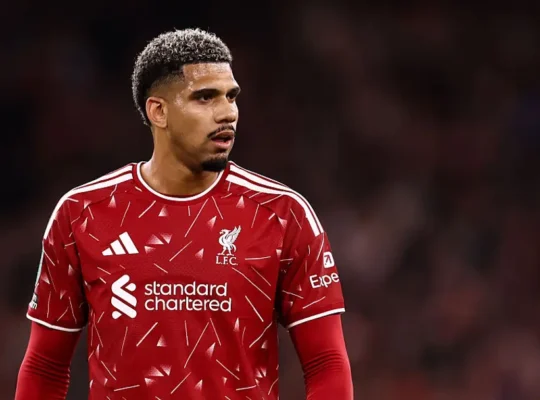 Ronald Araújo Liverpool Barcelona