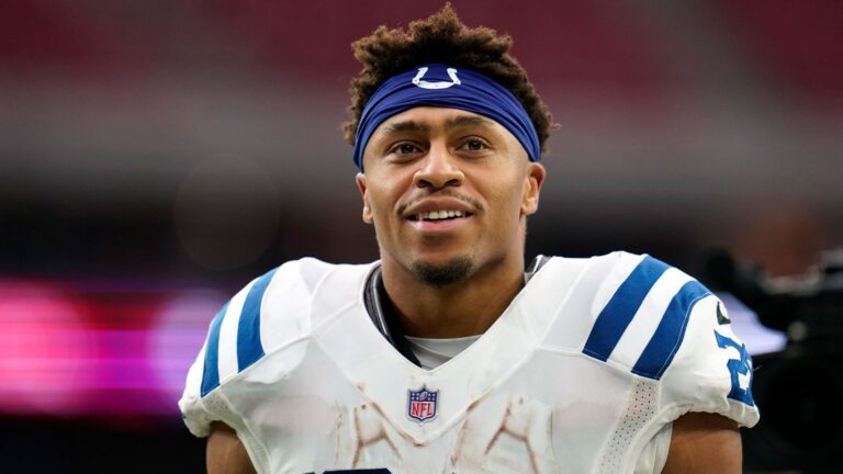 NFL: Seattle Seahawks precisa de Jonathan Taylor? Prós e contras de uma possível troca